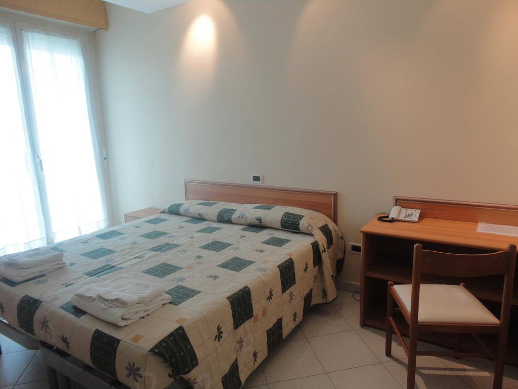 Hotel Al Ragno Cesenatico Chambre photo